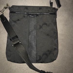 BLACK COACH CROSS BODY